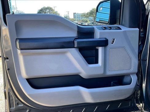 Used 2017 Ford F150 XL w/ Equipment Group 101A Mid image 21