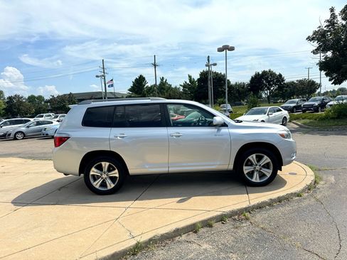 Used 2008 Toyota Highlander Sport image 4