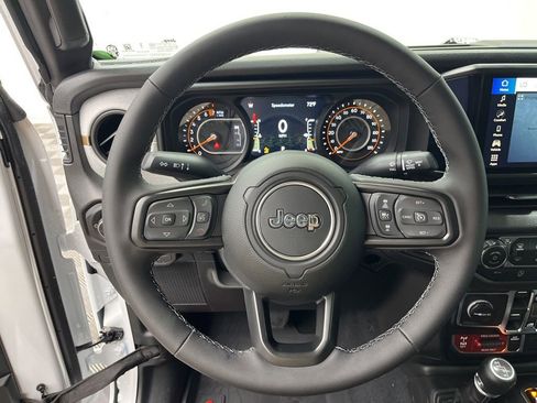 New 2026 Jeep Gladiator Mojave AWD/4WD image 12