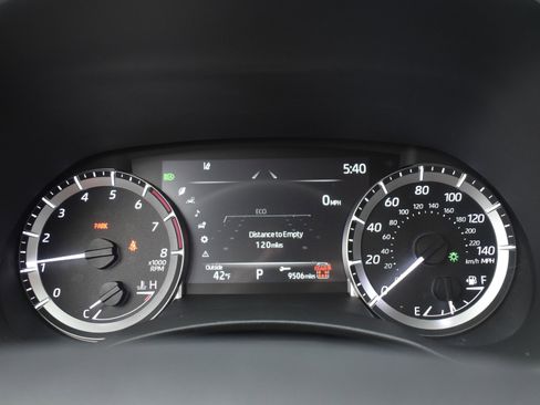 Used 2024 Toyota Highlander XLE image 15