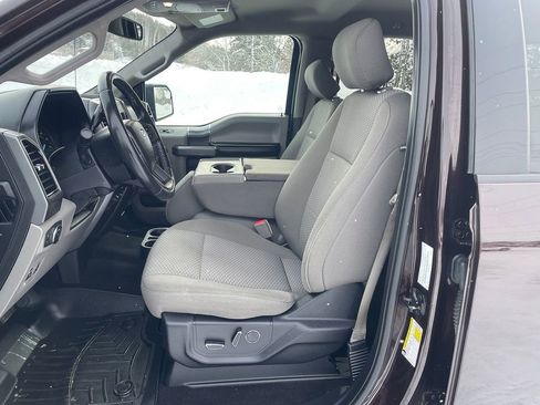 Used 2018 Ford F150 XLT w/ Equipment Group 302A Luxury image 9