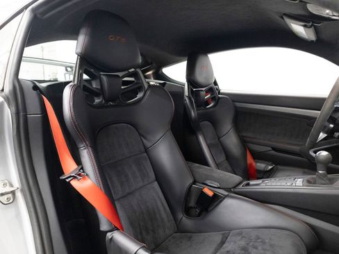 Used 2016 Porsche Cayman GT4 RWD image 26