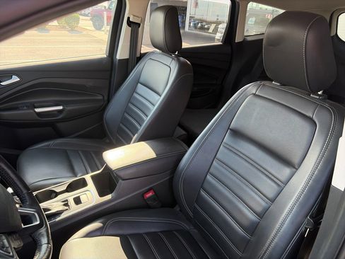 Used 2019 Ford Escape SEL FWD image 9