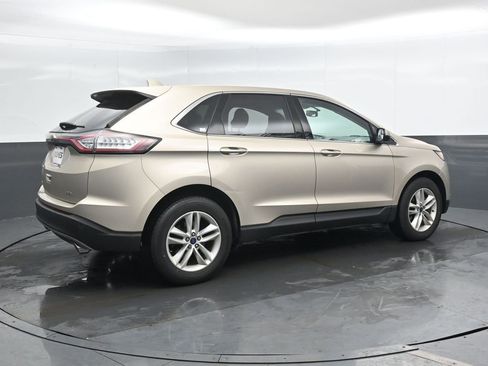Used 2017 Ford Edge SEL w/ Utility Package FWD image 3