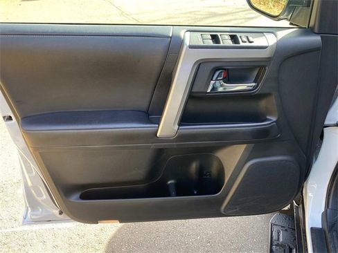 Used 2024 Toyota 4Runner SR5 image 12