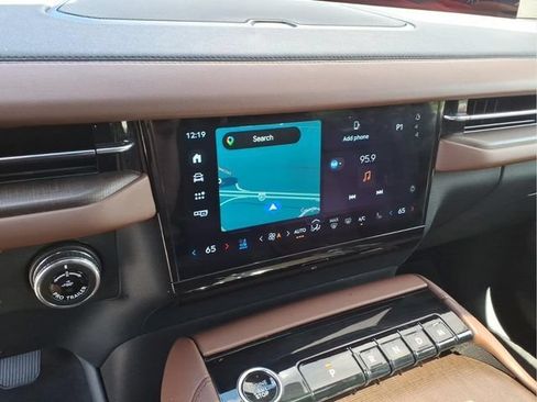 Used 2025 Lincoln Navigator Reserve AWD/4WD image 25