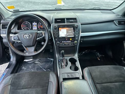 Used 2016 Toyota Camry XSE w/ Moonroof Package image 20