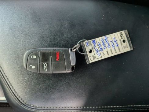 Used 2021 Dodge Challenger SXT RWD image 32
