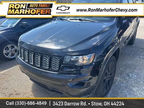 Used 2018 Jeep Grand Cherokee Altitude image 1