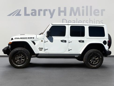 Used 2022 Jeep Wrangler Unlimited Rubicon w/ Trailer Tow Package image 2
