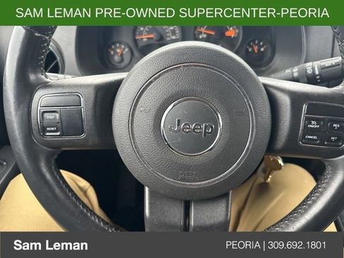 Used 2015 Jeep Patriot Latitude image 11