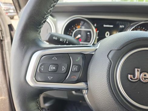 Used 2023 Jeep Wrangler Unlimited Sahara w/ Cold Weather Group AWD/4WD image 23
