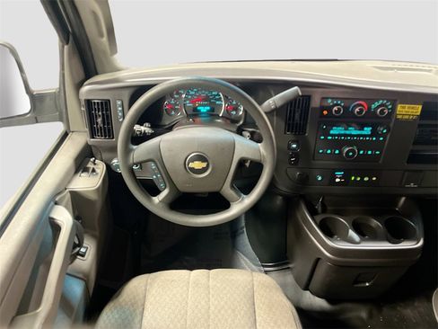 Used 2024 Chevrolet Express 2500 Work Van w/ Driver Convenience Package image 20