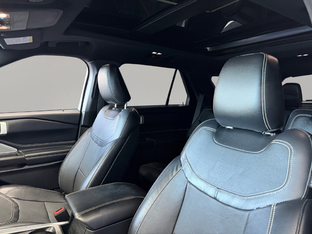 Used 2020 Ford Explorer ST w/ ST Street Pack AWD/4WD image 8