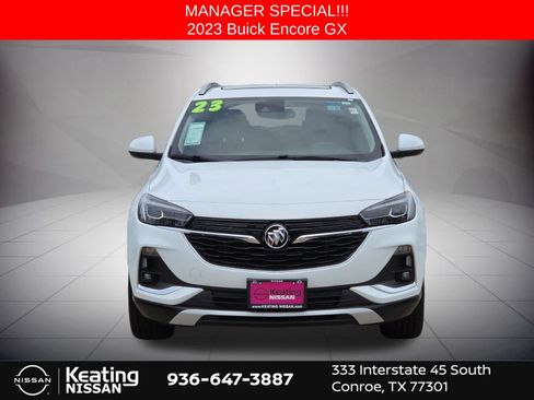 Used 2023 Buick Encore GX Essence w/ Experience Buick Package FWD image 2