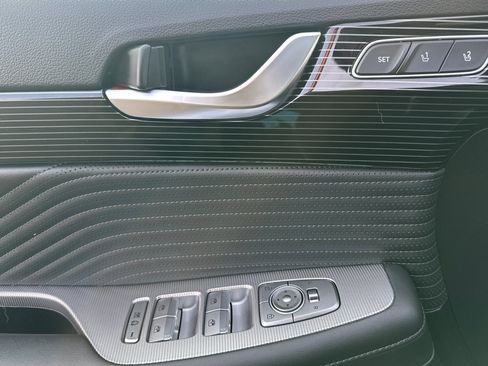 Certified 2023 Hyundai Palisade Calligraphy image 11