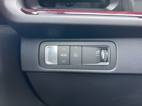 Used 2024 Chevrolet Traverse RS w/ LPO, Floor Liner Package image 23