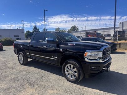 Used 2022 RAM 2500 Limited w/ Body Color Bumper Group