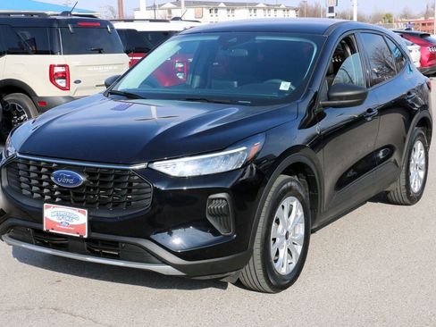 Certified 2025 Ford Escape Active image 2