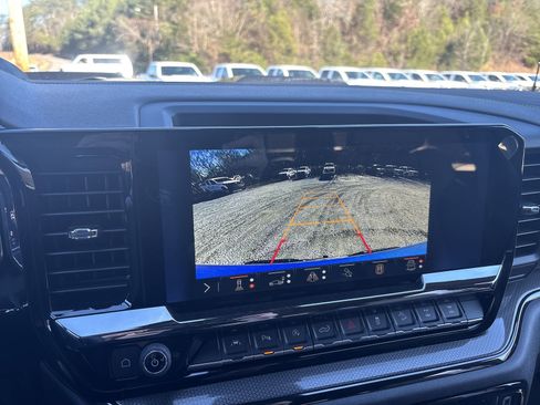 Used 2025 Chevrolet Silverado 1500 ZR2 w/ Technology Package image 20