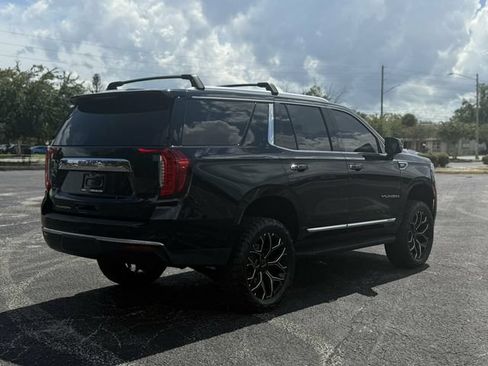 Used 2021 GMC Yukon SLT w/ SLT Premium Package AWD/4WD image 4
