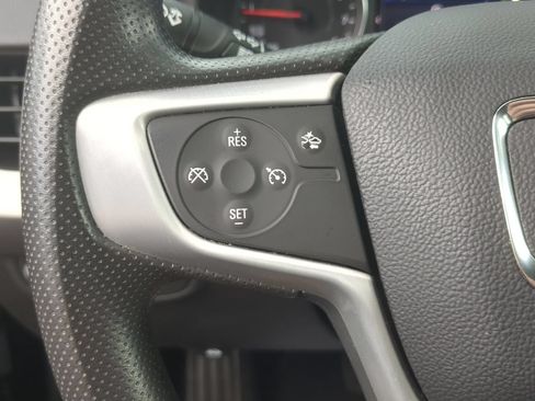Used 2023 GMC Terrain SLE w/ Driver Convenience Package FWD image 33