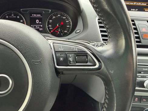 Used 2018 Audi Q3 2.0T Premium Plus image 23