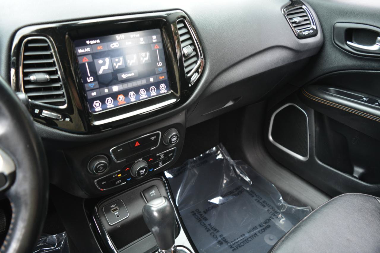 Used 2020 Jeep Compass Limited FWD image 20