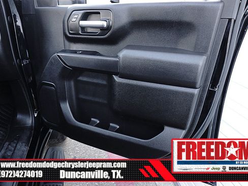 Used 2022 Chevrolet Silverado 2500 Custom w/ Custom Convenience Package image 38