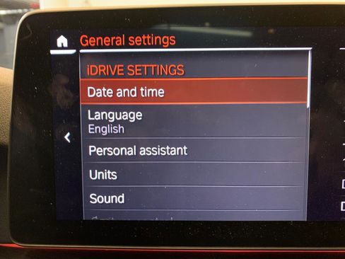 Used 2022 BMW 540i xDrive w/ M Sport Package image 36