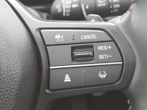 Used 2025 Honda CR-V Sport-L image 8