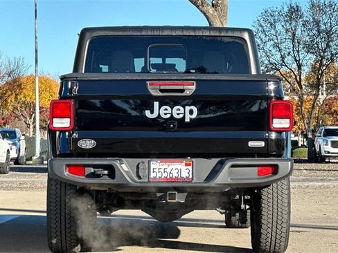 Used 2022 Jeep Gladiator Overland w/ Popular Equipment Package image 6