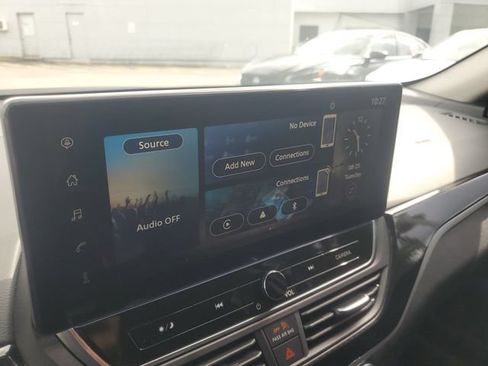 Used 2025 Nissan Altima 2.5 SR w/ SR Premium Package FWD image 21