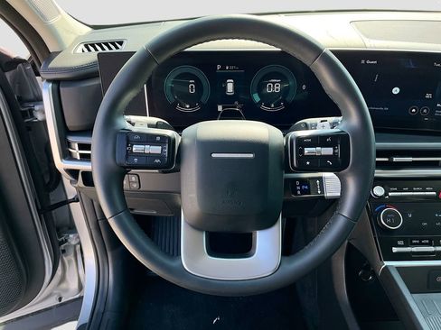 Used 2025 Hyundai Santa Fe XRT image 13