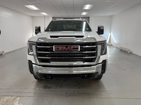 New 2025 GMC Sierra 2500 SLT w/ SLT Premium Package image 2