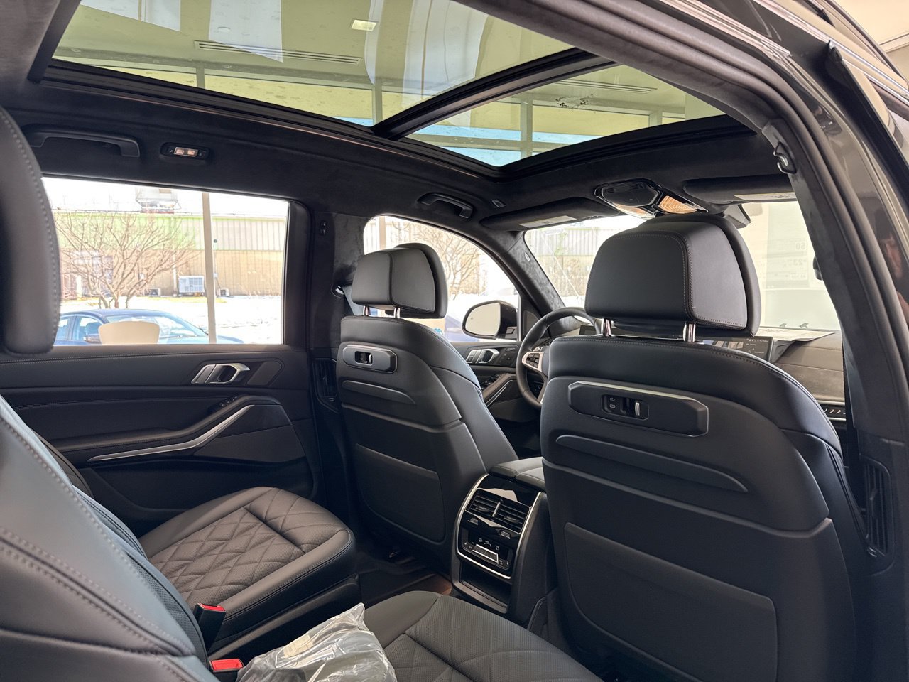 New 2026 BMW X7 xDrive40i w/ M Sport Package AWD/4WD image 54