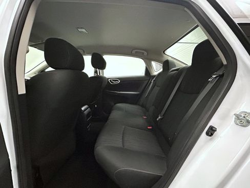 Used 2019 Nissan Sentra SV FWD image 19