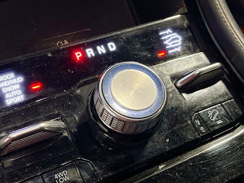 Used 2022 Jeep Grand Cherokee L Summit image 17