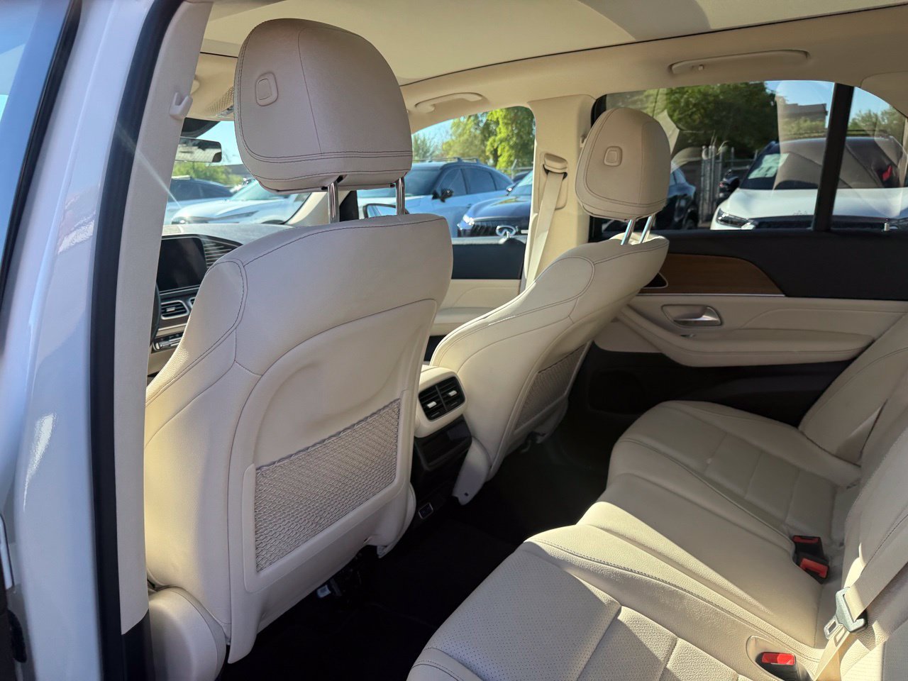 Used 2024 Mercedes-Benz GLE 350 4MATIC image 11