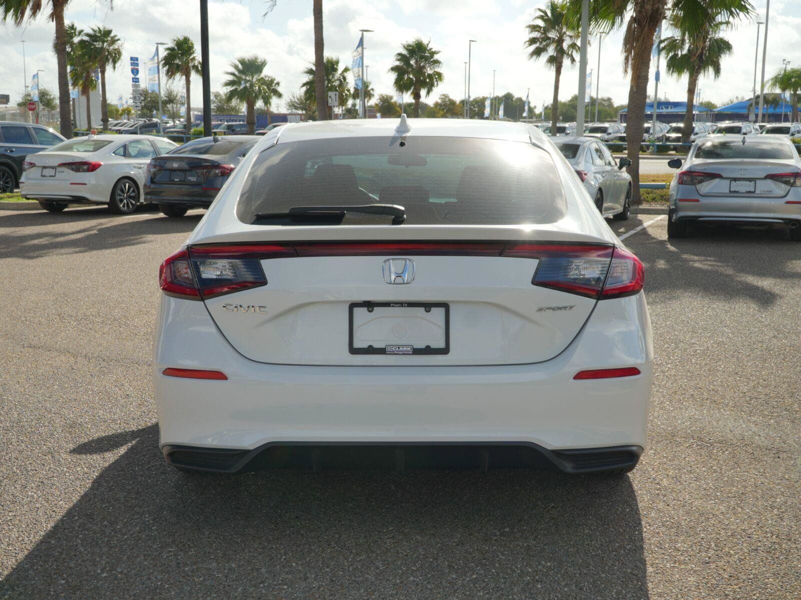 Used 2025 Honda Civic Sport image 6