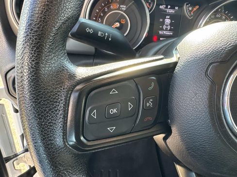 Used 2019 Jeep Wrangler Unlimited Sport AWD/4WD image 21