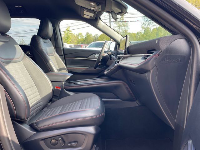 Used 2026 Ford Explorer ST-Line AWD/4WD image 19