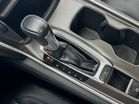 Used 2019 Honda Accord EX-L image 24