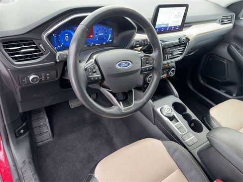 Used 2021 Ford Escape Titanium w/ Titanium Elite Package image 12