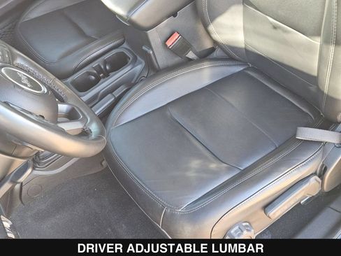 Used 2022 Jeep Gladiator Sport AWD/4WD image 16
