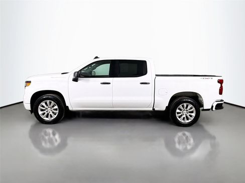 Used 2024 Chevrolet Silverado 1500 Custom AWD/4WD image 6
