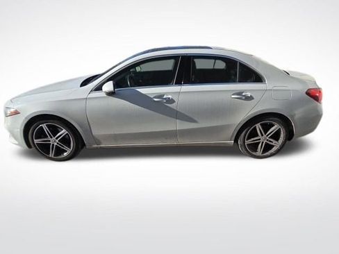 Used 2019 Mercedes-Benz A 220 4MATIC image 18