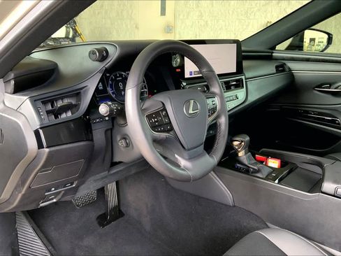 Used 2023 Lexus ES 350 w/ Premium Package image 19