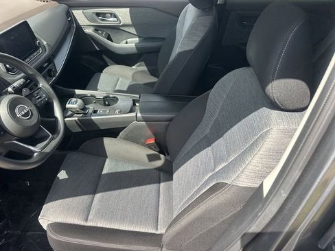Used 2023 Nissan Rogue SV FWD image 19