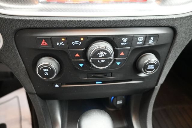 Used 2013 Dodge Charger R/T RWD image 19